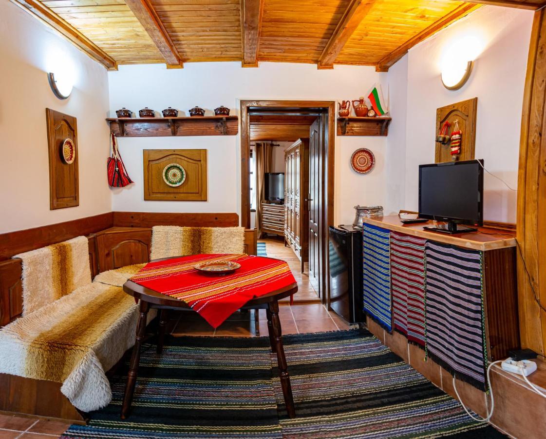 Razsukanova House , Разсукановата Къща Elena Dış mekan fotoğraf