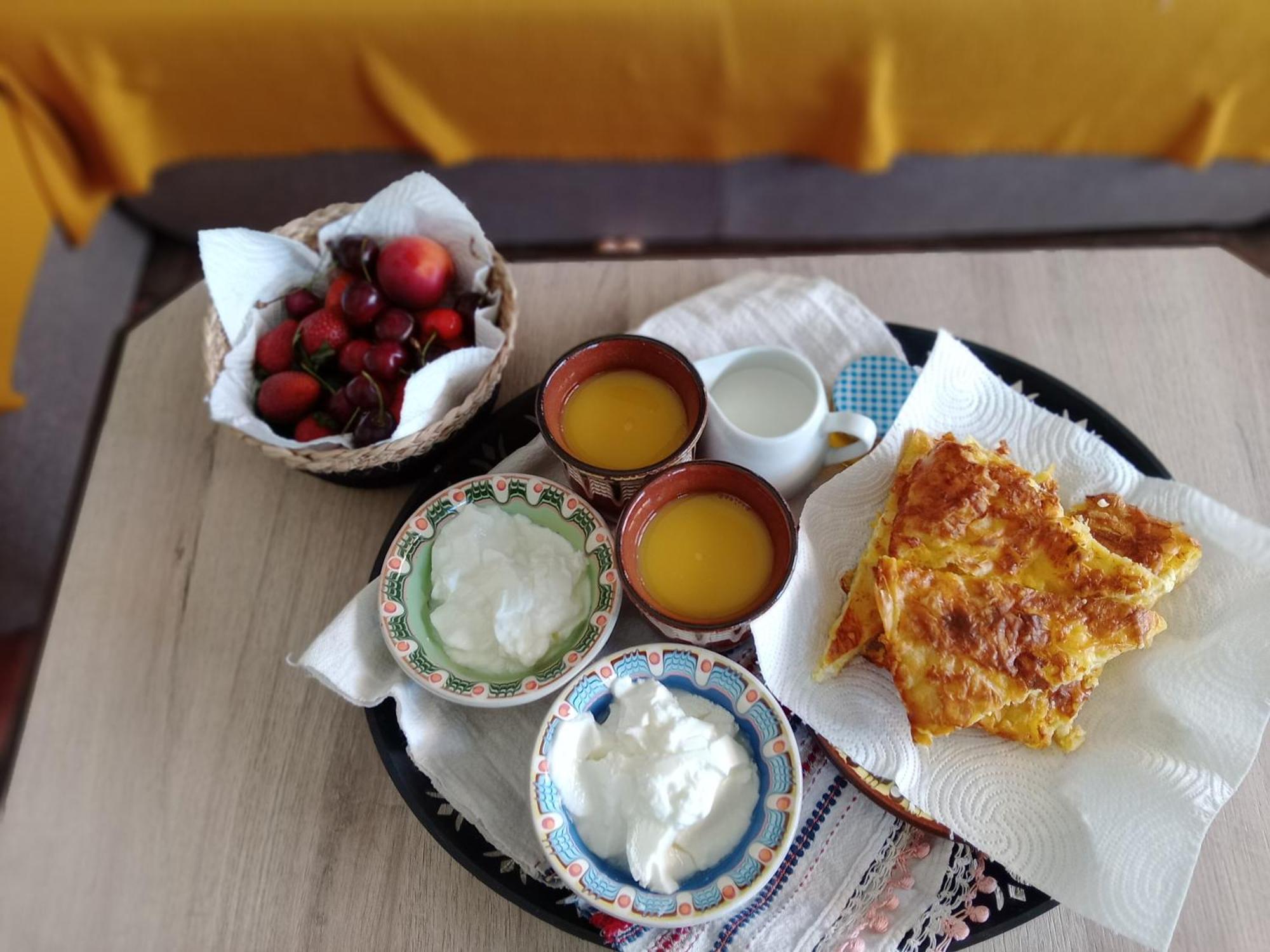 Razsukanova House , Разсукановата Къща Elena Dış mekan fotoğraf